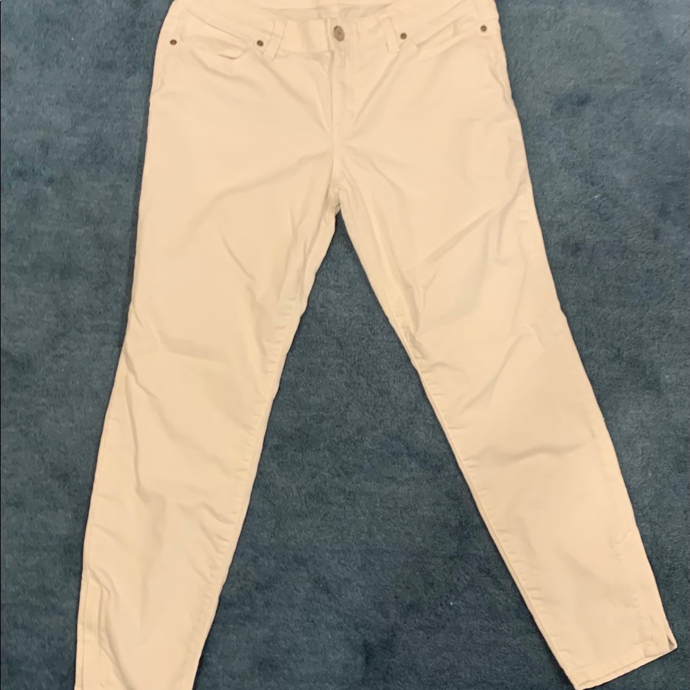 The Limited White Skinny Leg Jean